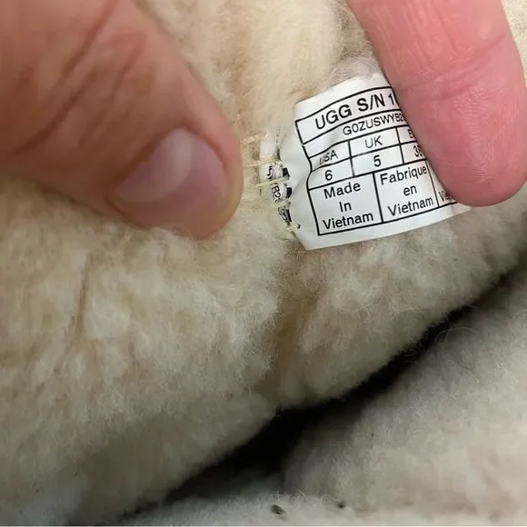 UGG Classic Short Il Boots Glitter Hot Pink Water Resistant Size 6 - Picture 7 of 7